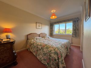 Photo 19- click for photo gallery